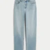 Hoch geschnittene, hell gewaschene Straight-Jeans Hoch geschnittene, hell gewaschene Straight-Jeans