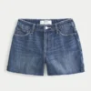 Hoch geschnittene, mittel-dunkel gewaschene, lockere Jeansshorts 5″