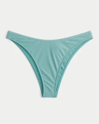 Hoch geschnittener Cheekiest-Bikini-Slip