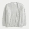 Hollister Comfy Cloud Easy No-Close Cardigan Hollister Comfy Cloud Easy No-Close Cardigan