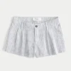 Hollister Livvy Shorts aus Leinenmischung mit niedriger Leibhöhe Hollister Livvy Shorts aus Leinenmischung mit niedriger Leibhöhe