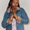 Jeansjacke mit Kunstfellbesatz Jeansjacke mit Kunstfellbesatz