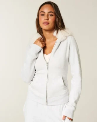 Kapuzenjacke mit Kunstfellbesatz und Reißverschluss