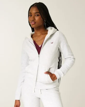 Kapuzenjacke mit Kunstfellfutter und Reißverschluss