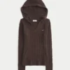 Kapuzenpullover mit Kunstfellbesatz und Zopfmuster
