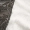 Kastenförmiger, thermofutterter Camouflage-Hoodie mit Reißverschluss Kastenförmiger, thermofutterter Camouflage-Hoodie mit Reißverschluss