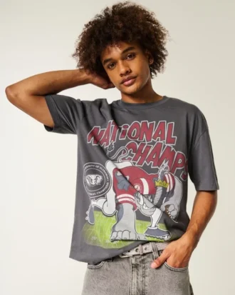 Kastenförmiges T-Shirt mit Crimson Tide-Grafik der University of Alabama Kastenförmiges T-Shirt mit Crimson Tide-Grafik der University of Alabama