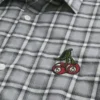 Kastig geschnittenes Kurzarm-Shirt mit Kirschgrafik Kastig geschnittenes Kurzarm-Shirt mit Kirschgrafik