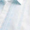 Kastig geschnittenes, kurzärmeliges Streifenhemd Kastig geschnittenes, kurzärmeliges Streifenhemd