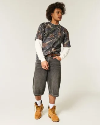Kastig geschnittenes, schweres Camouflage-T-Shirt Kastig geschnittenes, schweres Camouflage-T-Shirt