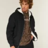 Kastiger, thermofutterter Kapuzenpullover mit Reißverschluss