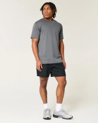 Kühle Fleece-Shorts in mittlerer Länge
