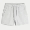 Kühle Fleece-Shorts in mittlerer Länge