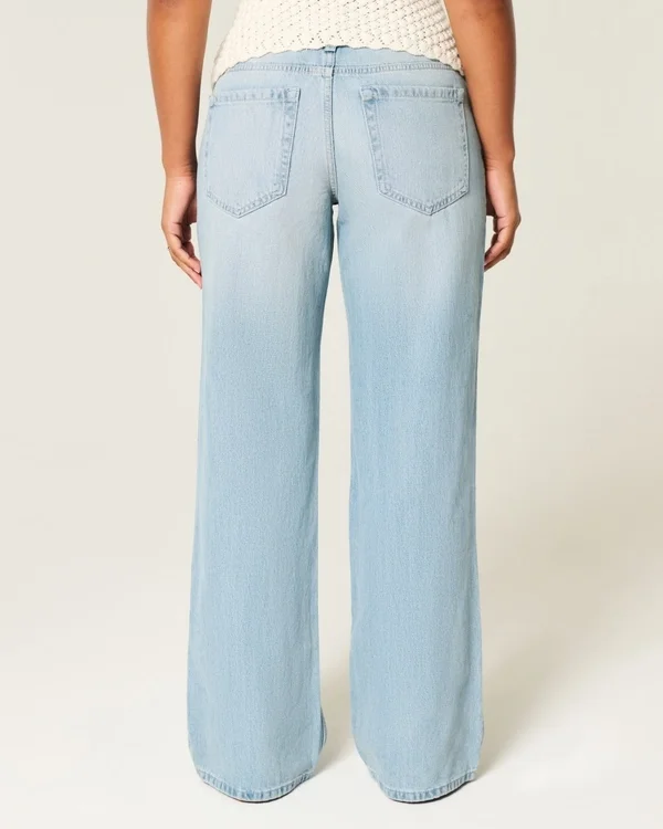 Kurvige, tief sitzende Baggy-Jeans im Used-Look Kurvige, tief sitzende Baggy-Jeans im Used-Look