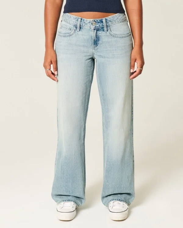 Kurvige, tief sitzende Baggy-Jeans in heller Waschung Kurvige, tief sitzende Baggy-Jeans in heller Waschung