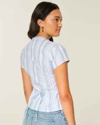 Kurzärmeliges Henley-Shirt mit V-Ausschnitt