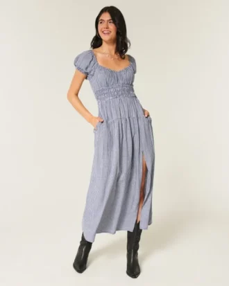 Kurzärmeliges Maxikleid mit offenem Rücken