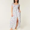 Kurzärmeliges Maxikleid mit offenem Rücken Kurzärmeliges Maxikleid mit offenem Rücken