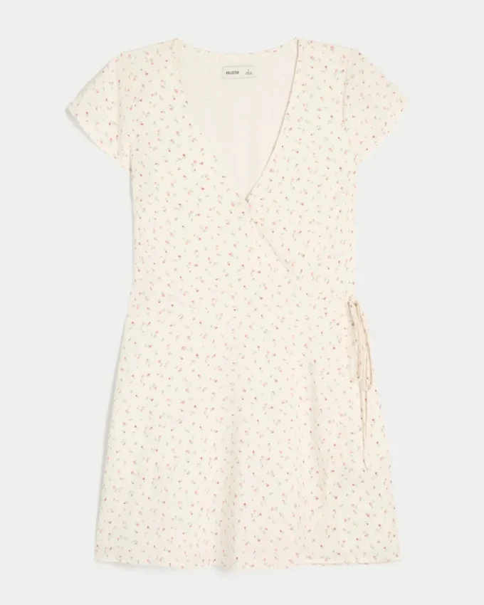 Kurzärmeliges Wickelkleid Kurzärmeliges Wickelkleid