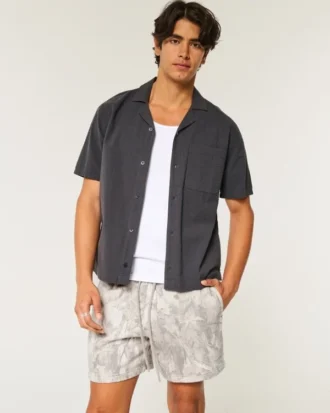 Lange Fleece-Shorts mit Camouflage-Muster
