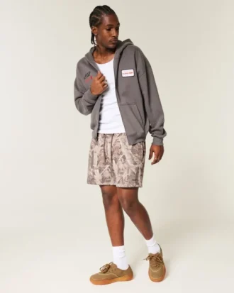 Lange Fleece-Shorts mit Camouflage-Muster