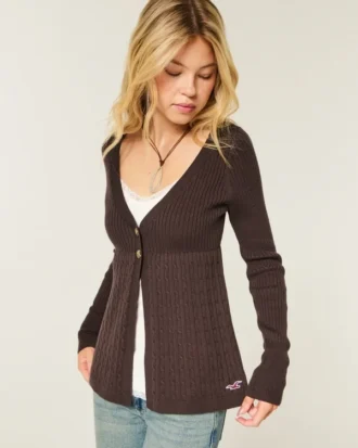 Langärmelige Flyaway Babydoll-Strickjacke Langärmelige Flyaway Babydoll-Strickjacke