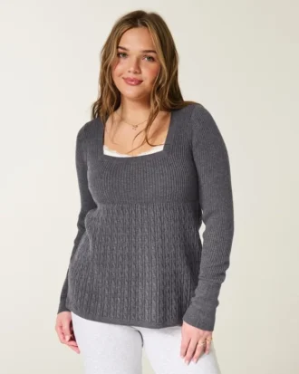 Langärmeliges Babydoll mit quadratischem Ausschnitt Langärmeliges Babydoll mit quadratischem Ausschnitt