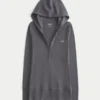 Langärmeliges Henley-Shirt mit Kapuze