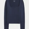 Langärmliges Baby-T-Shirt aus nahtlosem Stoff mit quadratischem Ausschnitt Langärmliges Baby-T-Shirt aus nahtlosem Stoff mit quadratischem Ausschnitt