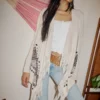 Leicht zu tragende Strickjacke ohne Verschluss Leicht zu tragende Strickjacke ohne Verschluss