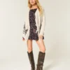 Leicht zu tragende Strickjacke ohne Verschluss Leicht zu tragende Strickjacke ohne Verschluss