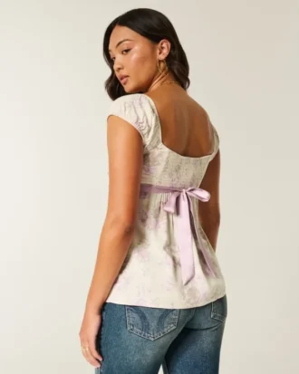 Leichtes Babydoll-Oberteil aus Satin mit Bindeband