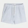 Linen-Blend-Seersucker-Shorts in mittlerer Länge Linen-Blend-Seersucker-Shorts in mittlerer Länge