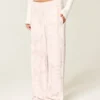 Logo-Grafik Rosa Camouflage-Sweathose mit weitem Bein Logo-Grafik Rosa Camouflage-Sweathose mit weitem Bein