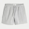 Lose Fleece-Shorts in mittlerer Länge