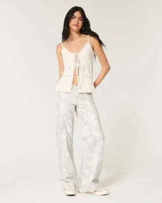 Low-Rise Camo Baggy Jeans