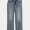 Low-Rise-Jeans in mittlerer Waschung mit entspannter, gerader Passform