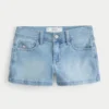 Low-Rise-Jeansshorts in heller Waschung mit Blumenstickerei Low-Rise-Jeansshorts in heller Waschung mit Blumenstickerei