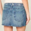 Low-Rise-Minirock aus besticktem Denim Low-Rise-Minirock aus besticktem Denim