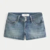 Low-Rise-Shorts aus hellblauem Denim