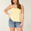 Low-Rise-Shorts in mittlerer Waschung Low-Rise-Shorts in mittlerer Waschung