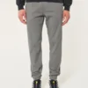 Lässige Jogginghose aus Twill Lässige Jogginghose aus Twill
