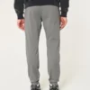 Lässige Jogginghose aus Twill Lässige Jogginghose aus Twill