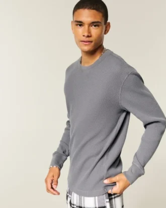 Lässiges langärmeliges Thermoshirt mit Rundhalsausschnitt