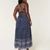Maxikleid mit offenem Rücken Maxikleid mit offenem Rücken