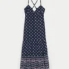 Maxikleid mit offenem Rücken Maxikleid mit offenem Rücken