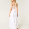 Maxikleid mit offenem Rücken Maxikleid mit offenem Rücken