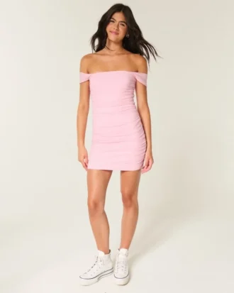 Mesh-Bodycon-Kleid mit schulterfreiem Ausschnitt Mesh-Bodycon-Kleid mit schulterfreiem Ausschnitt