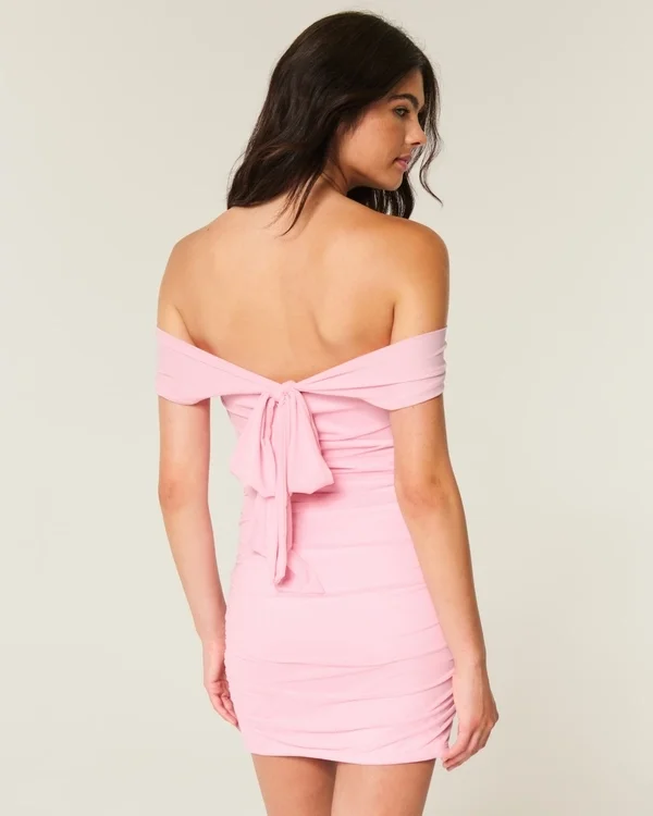 Mesh-Bodycon-Kleid mit schulterfreiem Ausschnitt Mesh-Bodycon-Kleid mit schulterfreiem Ausschnitt