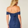 Mesh-Bodycon-Kleid mit schulterfreiem Ausschnitt Mesh-Bodycon-Kleid mit schulterfreiem Ausschnitt